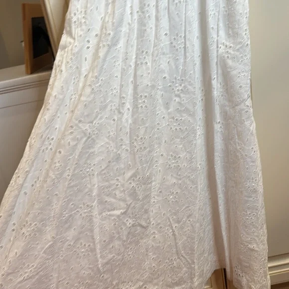 J Crew white eyelet long puff sleeve dress- fully lined- size 00 - Picture 9 of 10